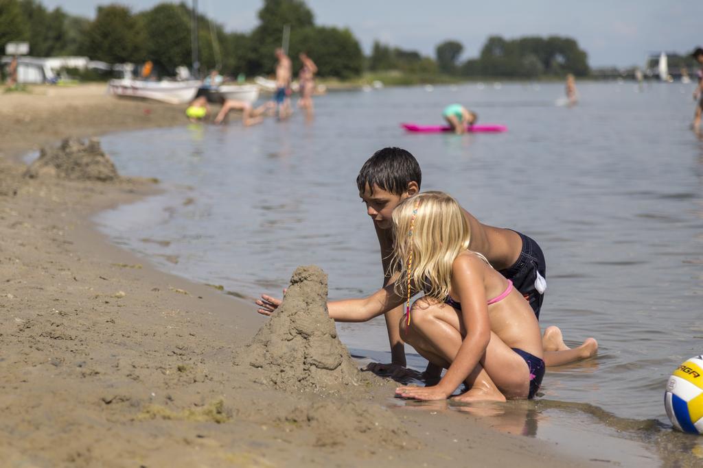 Oostappen Vakantiepark Riviera Beach Biddinghuizen Eksteriør billede