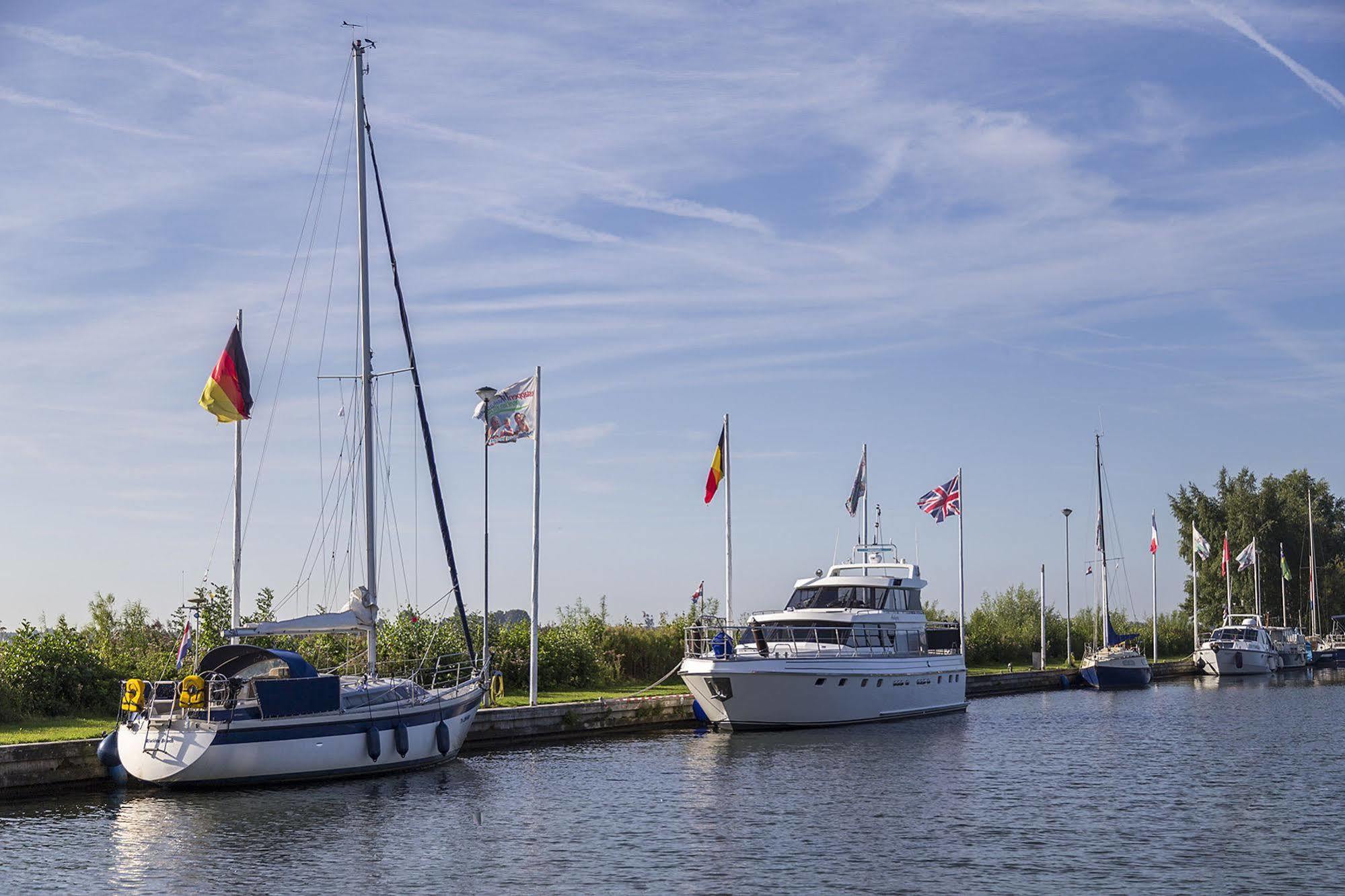 Oostappen Vakantiepark Riviera Beach Biddinghuizen Eksteriør billede